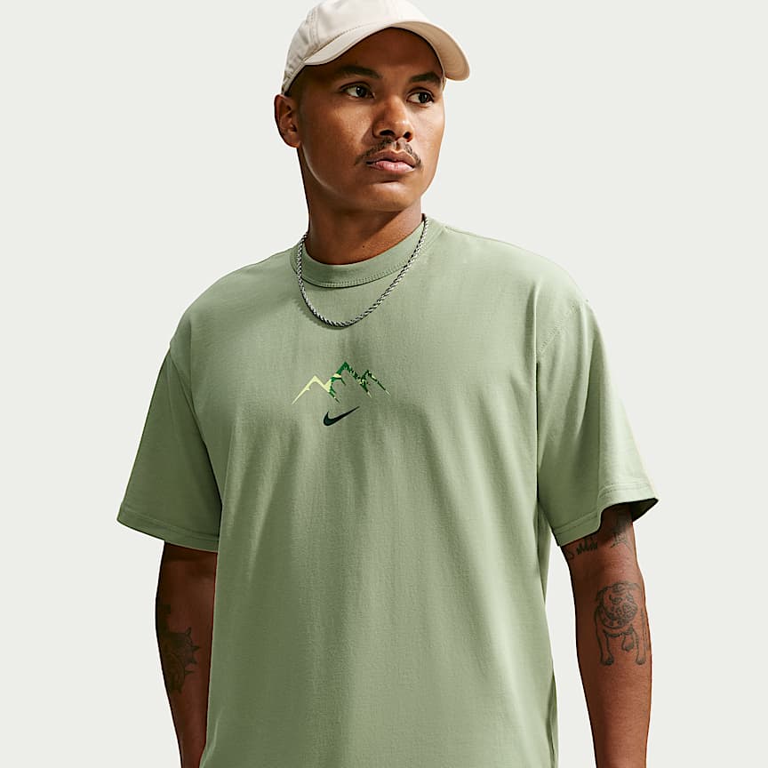 Nike N.A.C. Men's Oversized T-Shirt. Nike HR